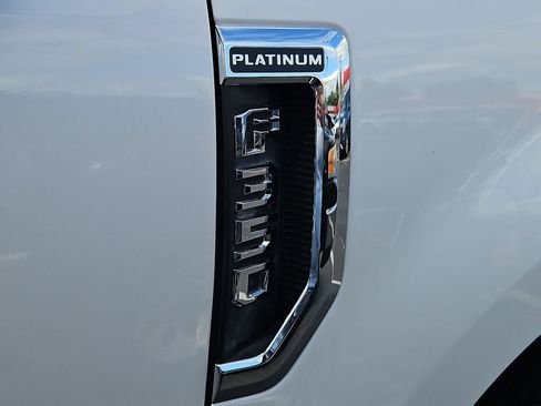 Used 2017 Ford F350 Platinum w/ Platinum Ultimate Package AWD/4WD image 26
