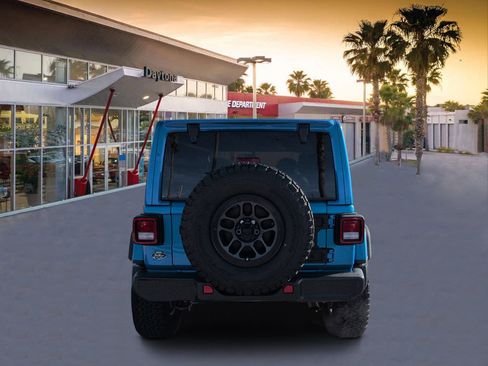 Used 2023 Jeep Wrangler Unlimited Sport w/ Xtreme 35 Tire Package AWD/4WD image 4