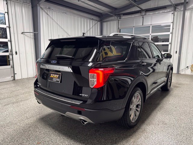 Used 2023 Ford Explorer Limited AWD/4WD image 23
