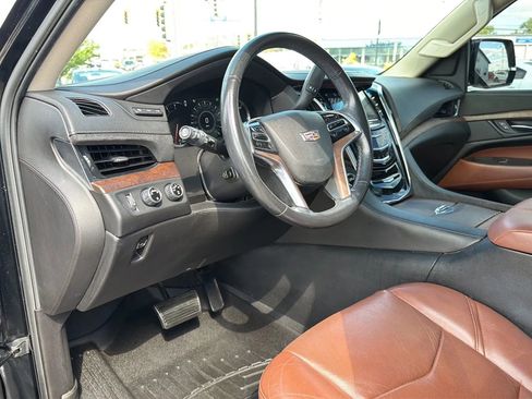 Used 2016 Cadillac Escalade Premium AWD/4WD image 88
