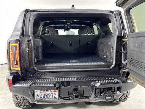 Used 2024 GMC Hummer EV 2X w/ Extreme Off-Road Package image 27