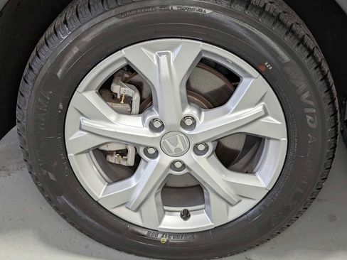 Certified 2024 Honda HR-V LX image 3