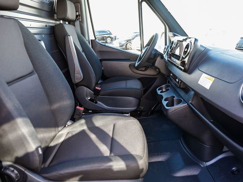 New 2026 Mercedes-Benz Sprinter 2500 image 14