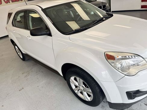 Used 2014 Chevrolet Equinox LS image 3
