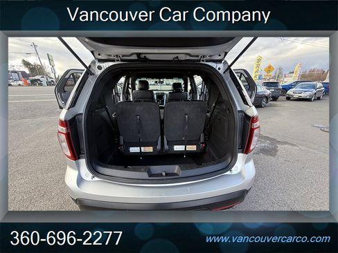 Used 2013 Ford Explorer XLT image 18