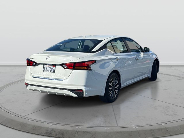 Certified 2023 Nissan Altima 2.5 SV FWD image 4
