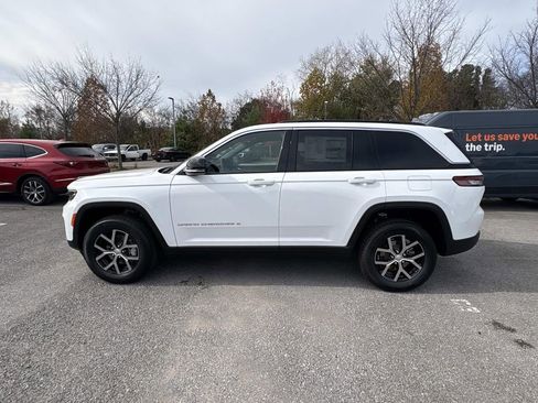 New 2025 Jeep Grand Cherokee Limited image 5