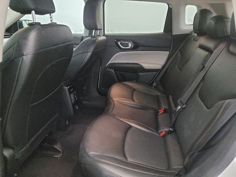 Used 2022 Jeep Compass Limited image 18