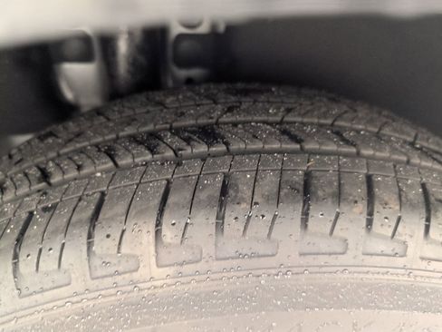 Used 2024 Ford Escape Active w/ Cold Weather Package image 18