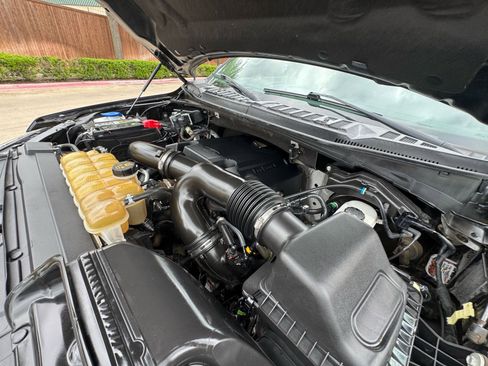 Used 2020 Ford F150 XLT w/ Equipment Group 302A Luxury AWD/4WD image 32