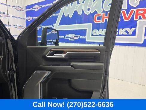 Used 2025 Chevrolet Silverado 3500 High Country w/ High Country Premium Package AWD/4WD image 28