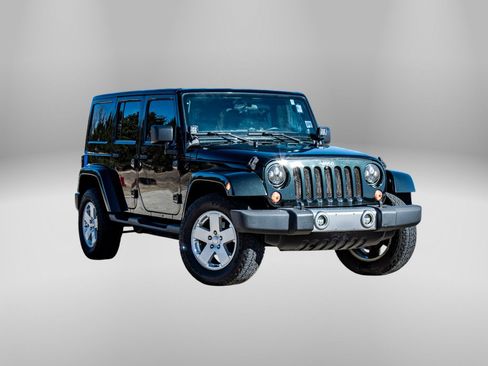 Used 2012 Jeep Wrangler Unlimited Sahara w/ Connectivity Group image 2