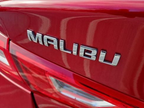Used 2025 Chevrolet Malibu LT image 35
