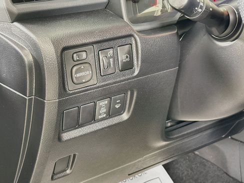 Used 2023 Toyota 4Runner TRD Off-Road Premium w/ Moonroof Package AWD/4WD image 10
