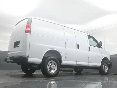 New 2026 Chevrolet Express 2500 w/ Driver Convenience Package RWD image 11