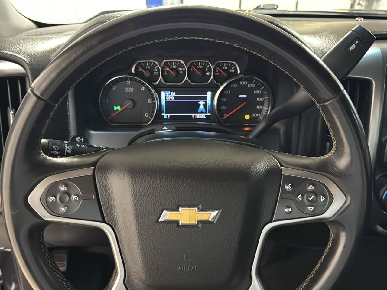 Used 2017 Chevrolet Silverado 1500 LT AWD/4WD image 18