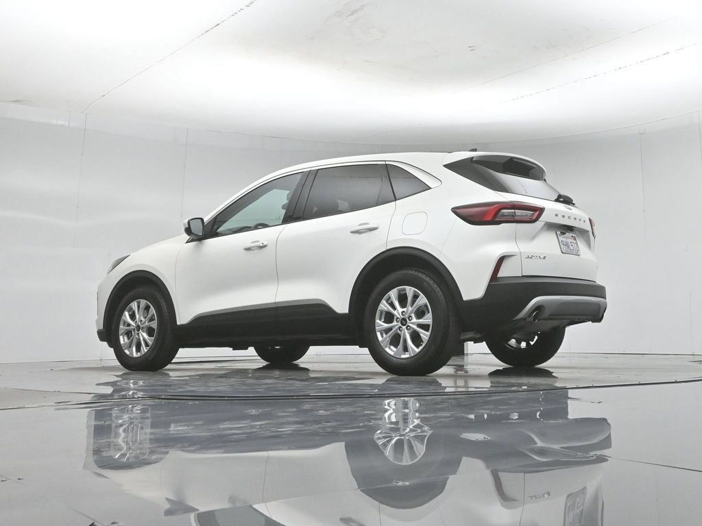 Used 2023 Ford Escape Active w/ Tech Pack #2 FWD image 53