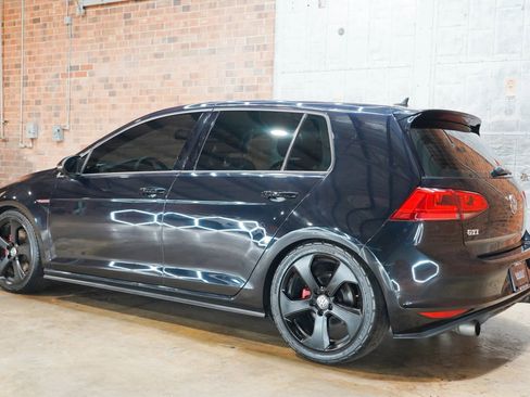 Used 2017 Volkswagen GTI S FWD image 11