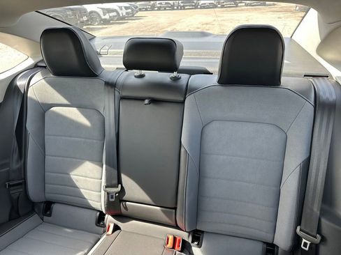 New 2026 Volkswagen Jetta SE FWD image 25
