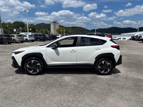 Used 2024 Subaru Crosstrek 2.5i Limited w/ Popular Package #4A AWD/4WD image 2