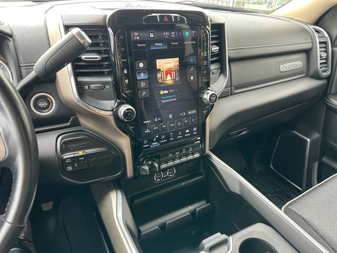 Used 2022 RAM 4500 Laramie image 18