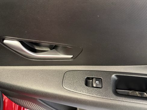 Used 2022 Hyundai Elantra SEL image 30