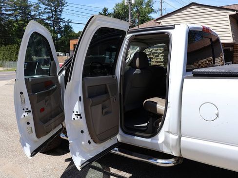 Used 2006 Dodge Ram 2500 Truck Laramie AWD/4WD image 31