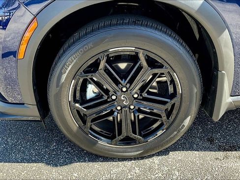 Certified 2026 INFINITI QX60 Sport AWD/4WD image 13