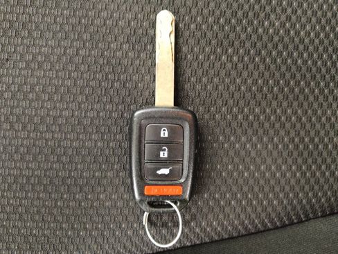 Used 2017 Honda HR-V LX image 32