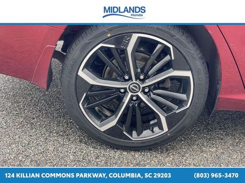 Used 2023 Nissan Altima 2.5 SR AWD/4WD image 7