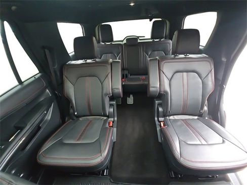 Used 2023 Ford Expedition Limited image 13
