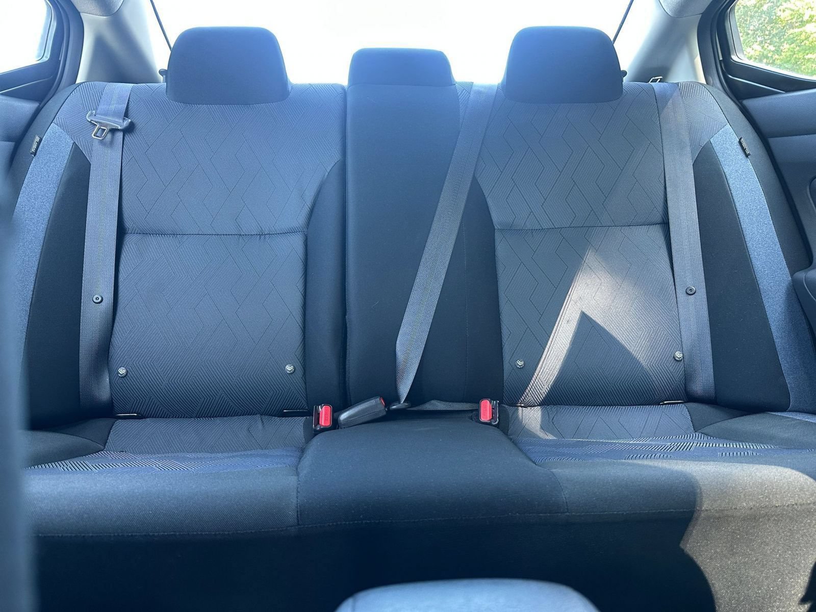 Used 2025 Nissan Versa SV FWD image 39
