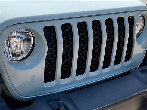 Used 2024 Jeep Wrangler Sport AWD/4WD image 29