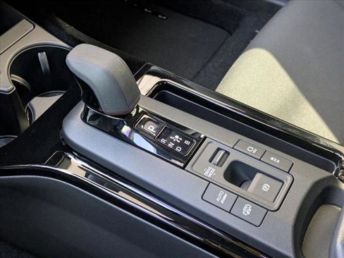 Used 2026 Toyota Prius Plug-In Hybrid image 12