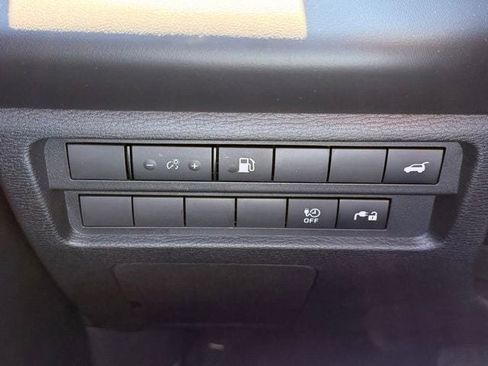 New 2026 Nissan Rogue SL AWD/4WD image 32