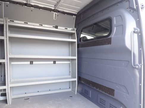 Used 2023 Mercedes-Benz Sprinter 2500 image 27