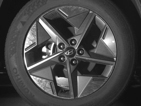 Used 2026 Hyundai Tucson SEL FWD image 18