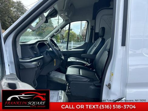 Used 2022 Ford Transit 250 Medium Roof image 19