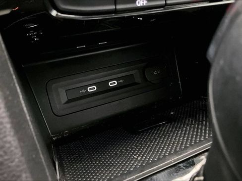 Used 2021 Volkswagen Atlas Cross Sport SEL w/ Cross Sport MDO Package AWD/4WD image 32