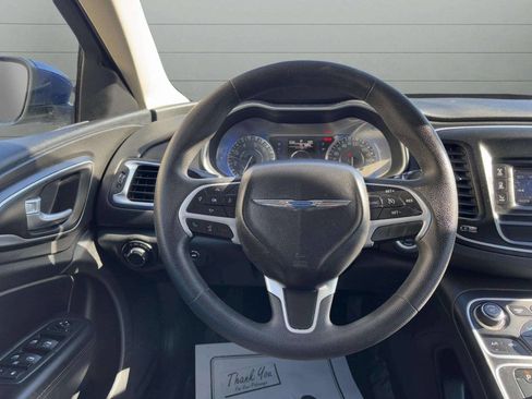 Used 2015 Chrysler 200 Limited image 24