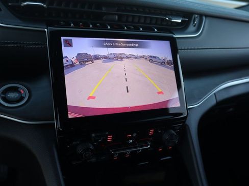 New 2025 Jeep Grand Cherokee L Limited image 6