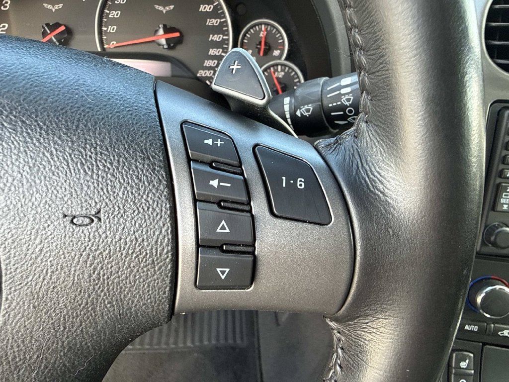 Used 2007 Chevrolet Corvette Convertible w/ Preferred Equipment Group RWD image 25