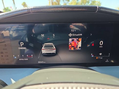 Certified 2025 Nissan Murano Platinum w/ Cargo Package AWD/4WD image 3