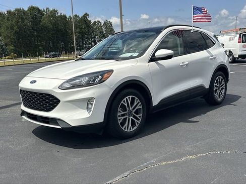 Used 2021 Ford Escape SEL w/ Technology Package FWD image 4