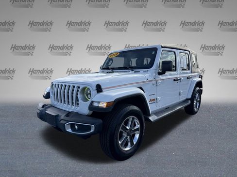 Used 2019 Jeep Wrangler Unlimited Sahara image 4