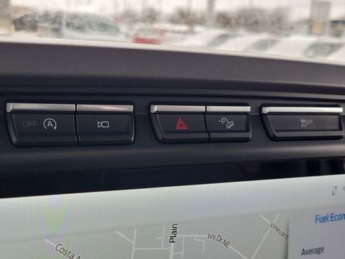 Certified 2021 Ford F150 Lariat w/ Equipment Group 502A High image 30