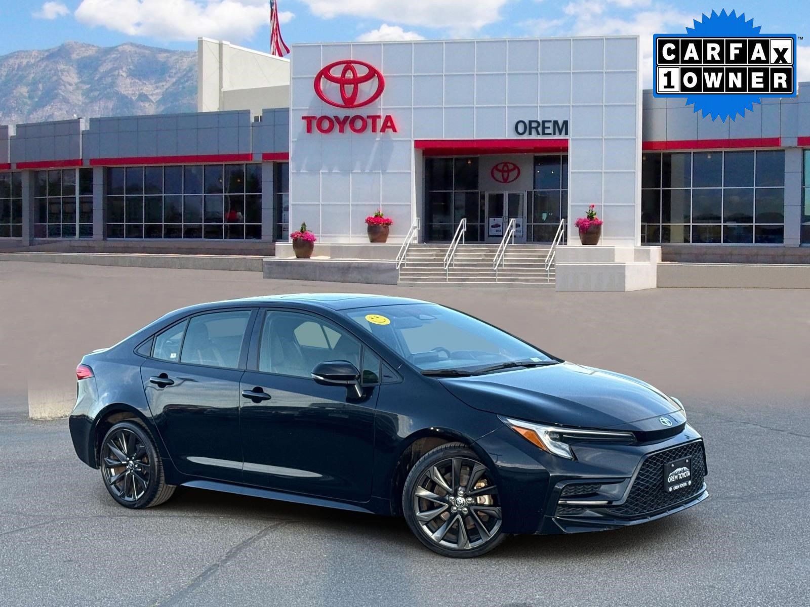 Used 2024 Toyota Corolla SE w/ SE Package FWD image 1