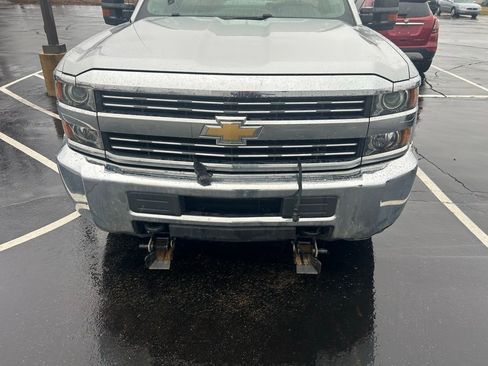 Used 2018 Chevrolet Silverado 3500 W/T w/ WT Fleet Convenience Package image 4