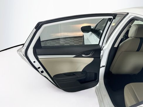 Used 2017 Honda Civic EX-L image 27