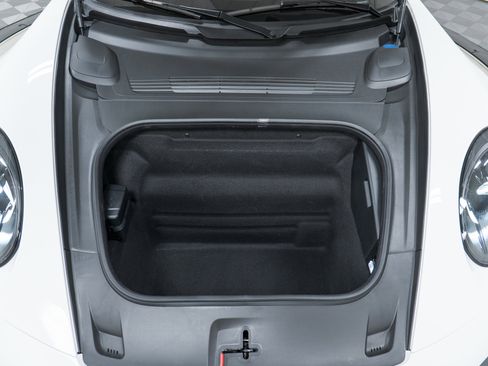 New 2026 Porsche 911 Carrera 4S image 12